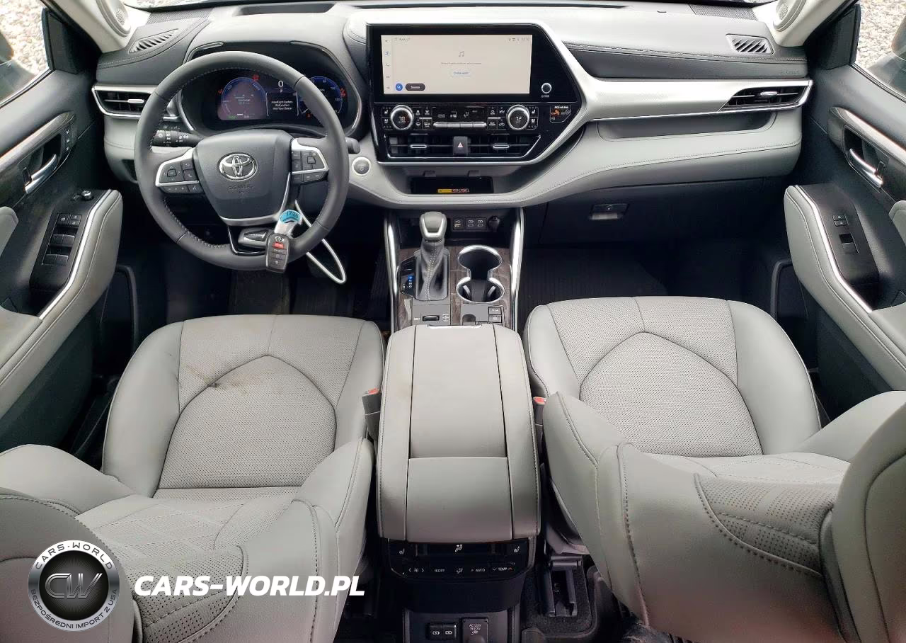 2026 Toyota Highlander Hybrid Platinum VIN:5TDEBRCH7TS723299 - 8