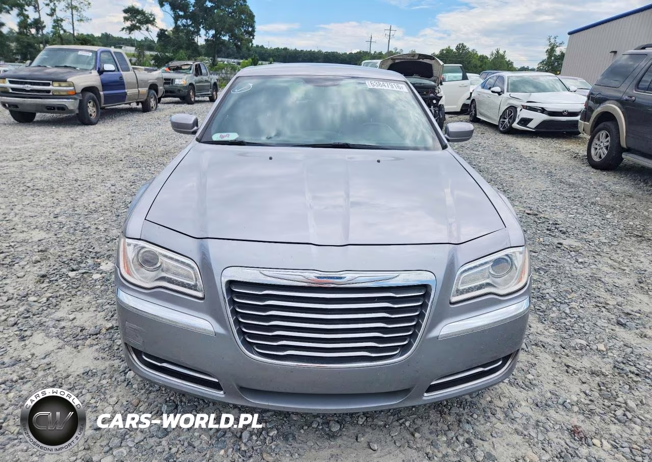2013 Chrysler 300 VIN:2C3CCAAG2DH626953 - 5