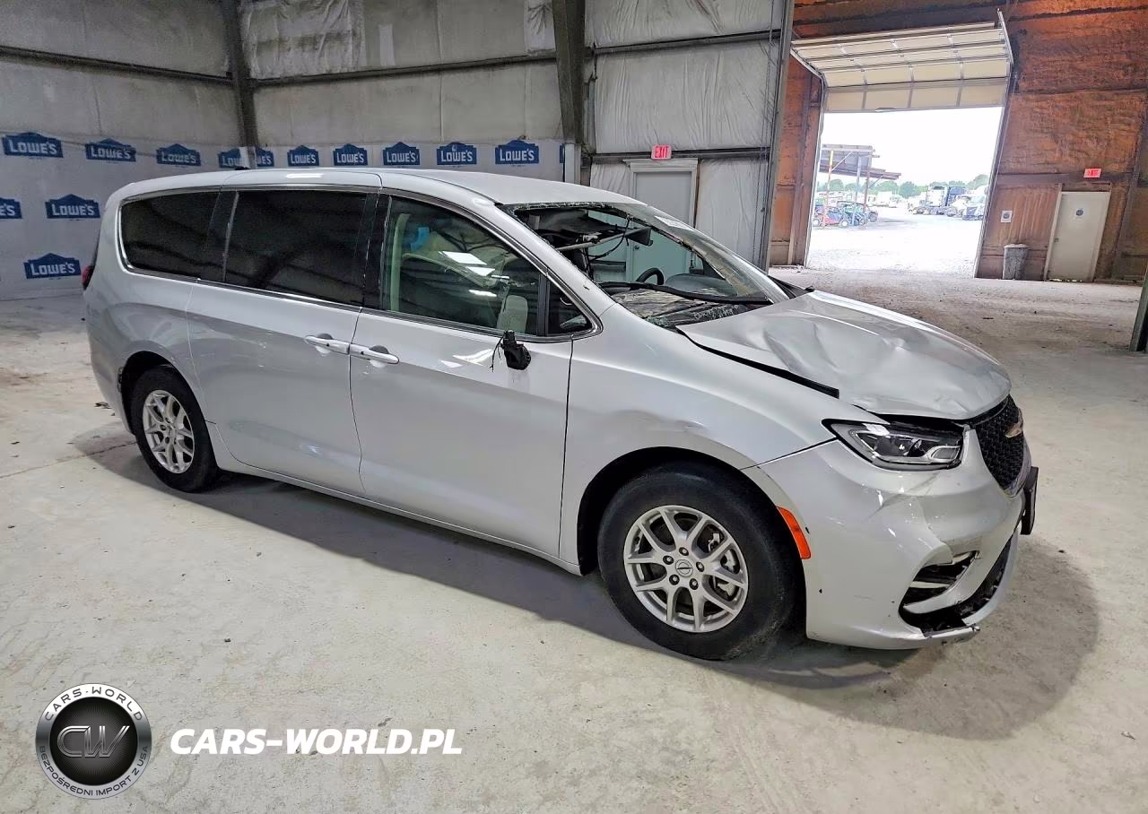 2024 Chrysler Pacifica Touring L VIN:2C4RC1BG1RR143492 - 4