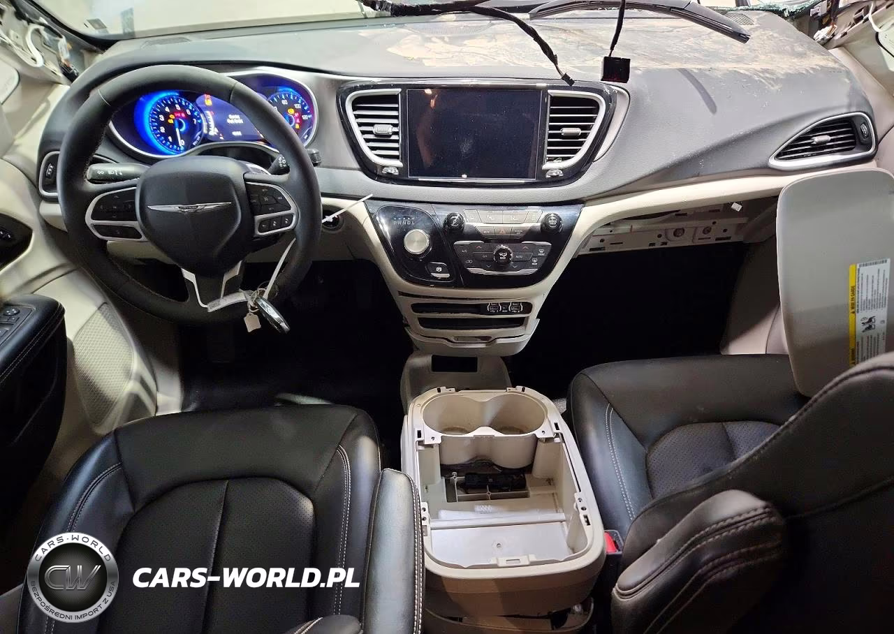 2024 Chrysler Pacifica Touring L VIN:2C4RC1BG1RR143492 - 8