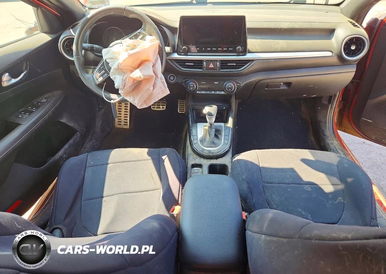 2023 Kia Forte Gt Line VIN:3KPF54AD6PE584703 - 8