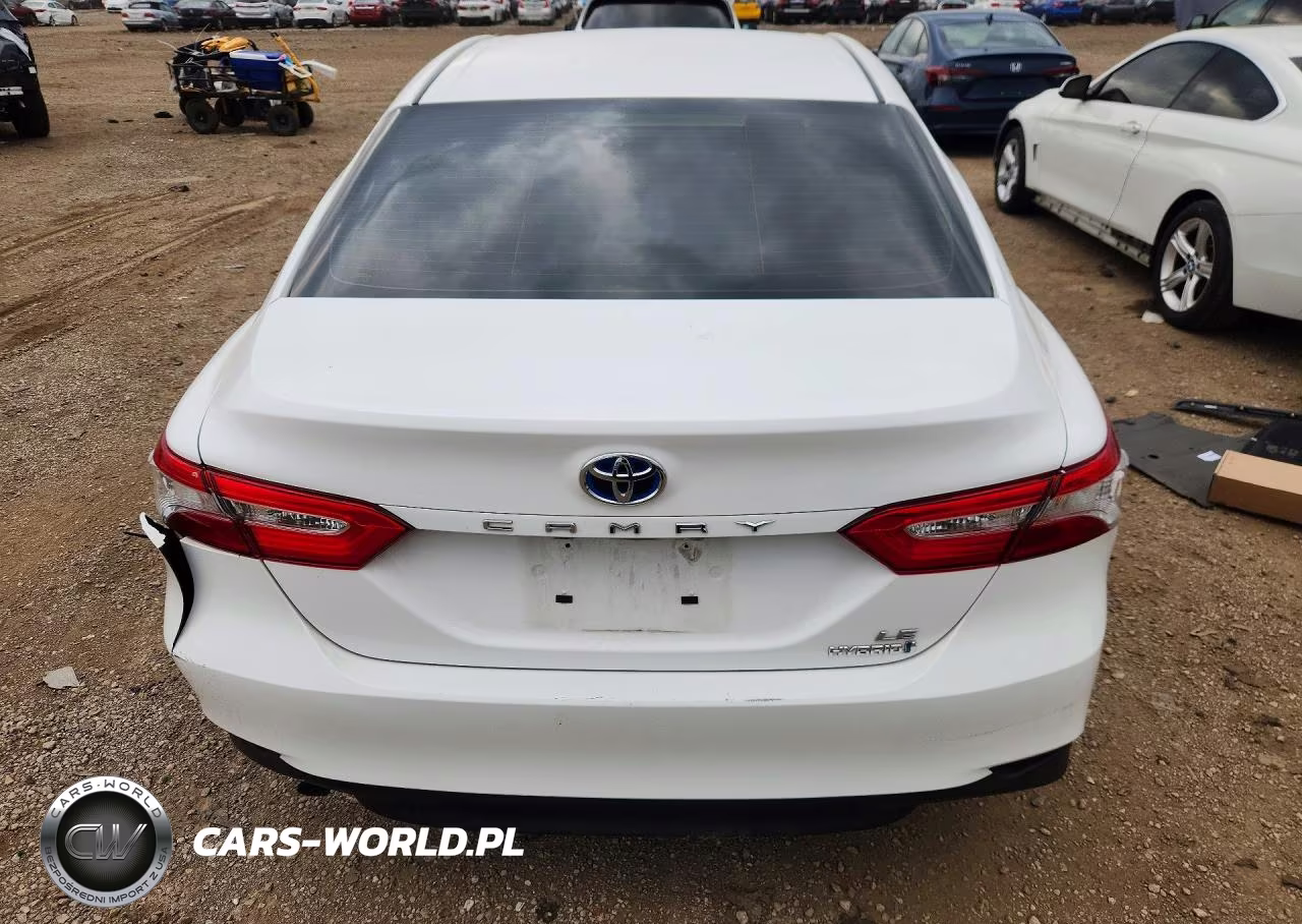 2018 Toyota Camry Le VIN:4T1B31HKXJU502760 - 6