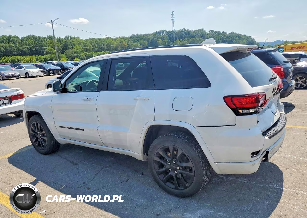 2022 Jeep Grand Cherokee Laredo E VIN:1C4RJFAG4NC115113 - 2