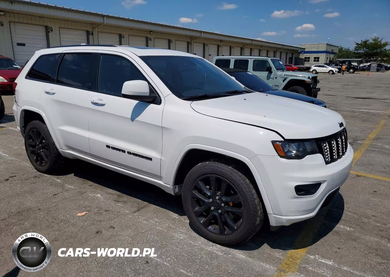 2022 Jeep Grand Cherokee Laredo E VIN:1C4RJFAG4NC115113 - 4