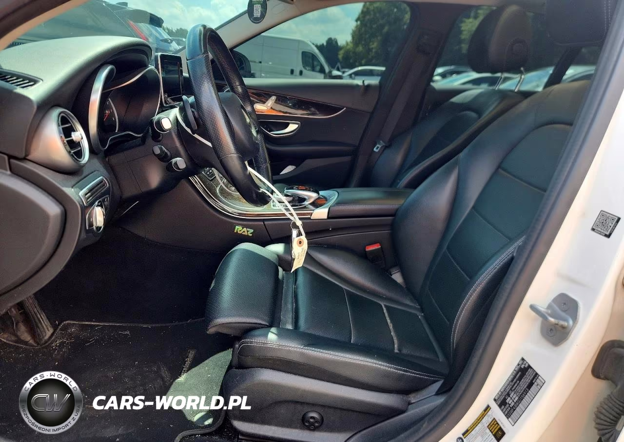 2016 Mercedes-Benz C 300 VIN:55SWF4JB8GU156913 - 7