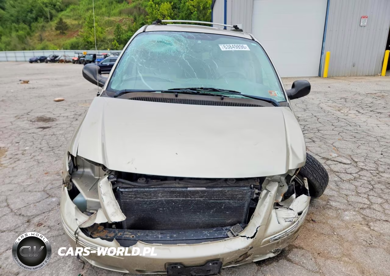 2005 Chrysler Town & Country Limited VIN:2C8GP64L25R151497 - 5