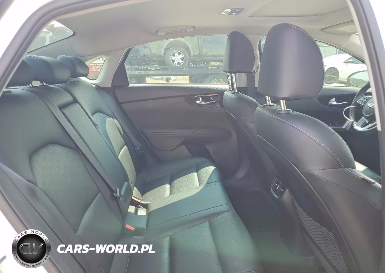 2021 Kia Forte Ex VIN:3KPF54AD6ME400498 - 10