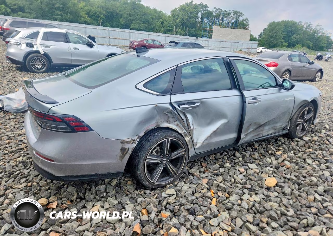 2024 Honda Accord Hybrid Sport VIN:1HGCY2F50RA096628 - 3