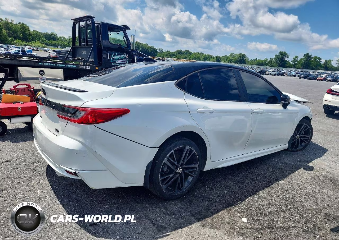 2025 Toyota Camry Xse VIN:4T1DAACK7SU129281 - 3