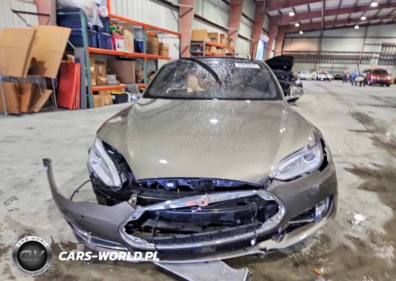 2016 Tesla Model S VIN:5YJSA1E15GF131949 - 5