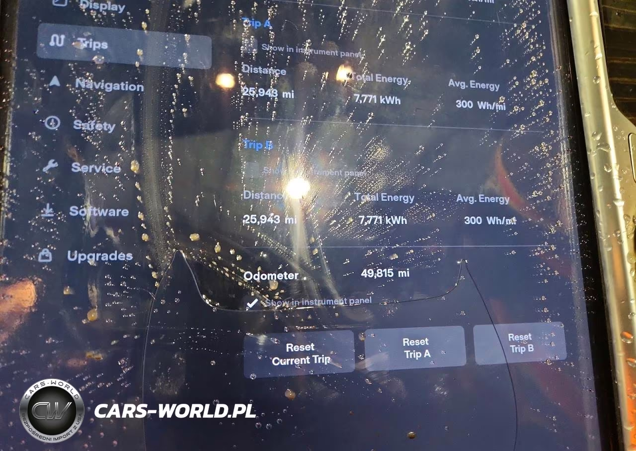 2016 Tesla Model S VIN:5YJSA1E15GF131949 - 9