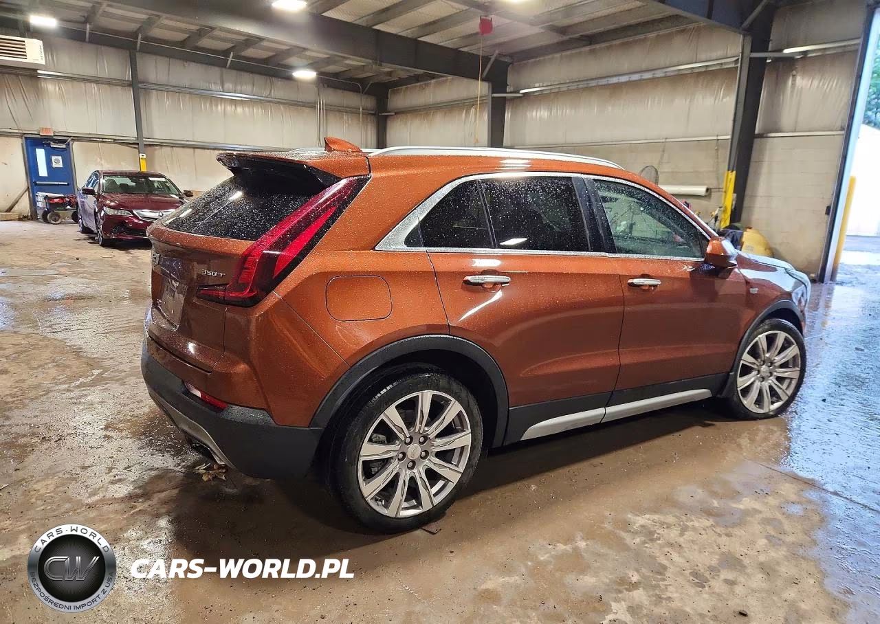 2020 Cadillac Xt4 Premium Luxury VIN:1GYFZCR44LF079675 - 3