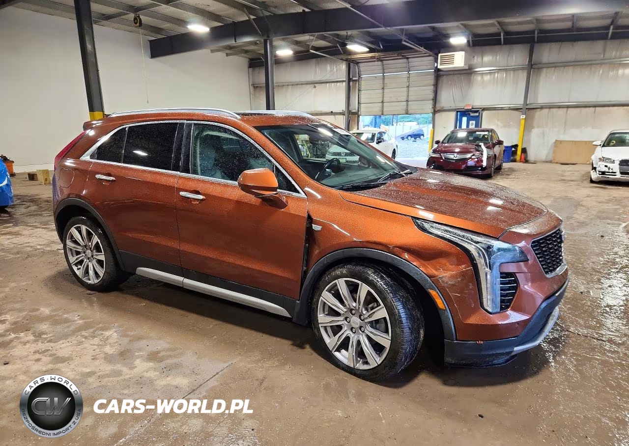 2020 Cadillac Xt4 Premium Luxury VIN:1GYFZCR44LF079675 - 4