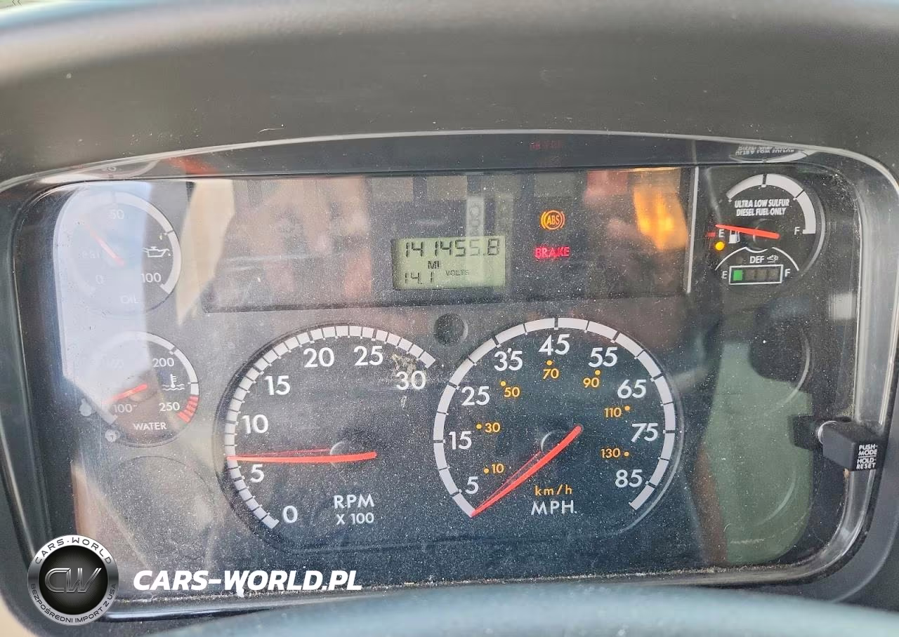 2014 Frht - Freightliner M2 VIN:1FVACWDU7EHFX4235 - 9