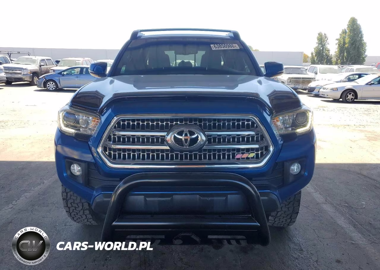 2017 Toyota Tacoma Trd Off-Road VIN:3TMAZ5CN9HM050774 - 5