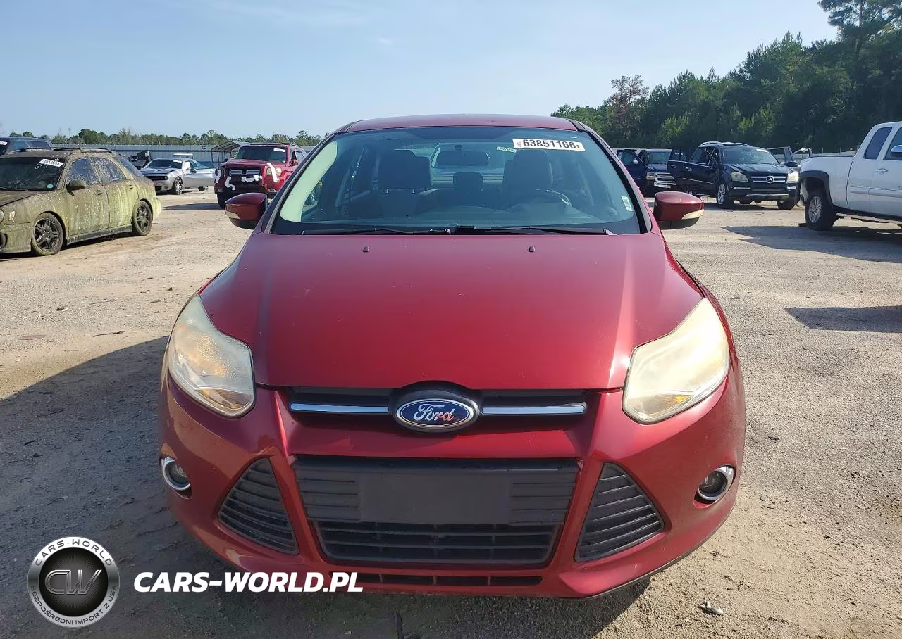 2014 Ford Focus Se VIN:1FADP3F20EL286449 - 5