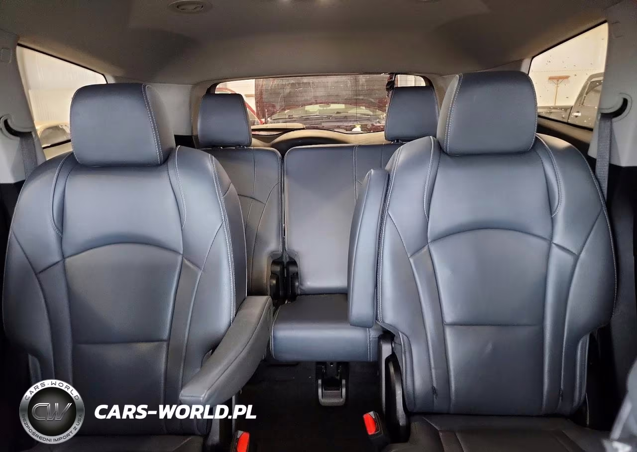 2019 Buick Enclave Essence VIN:5GAEVAKW3KJ286052 - 10