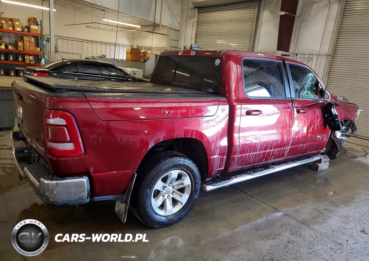 2024 Ram 1500 Laramie VIN:1C6SRFJTXRN175406 - 3