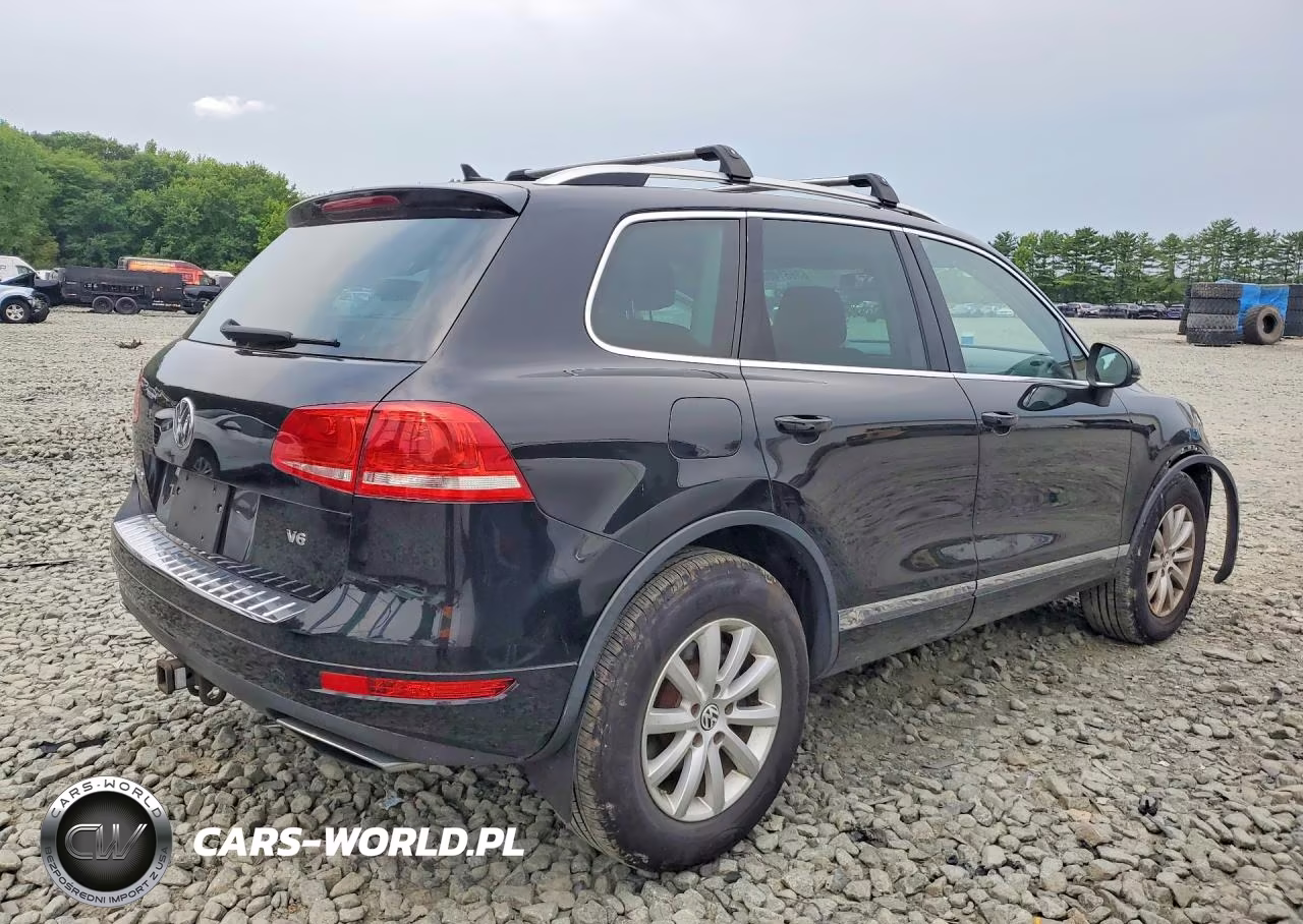 2011 Volkswagen Touareg V6 VIN:WVGFF9BP8BD001072 - 3