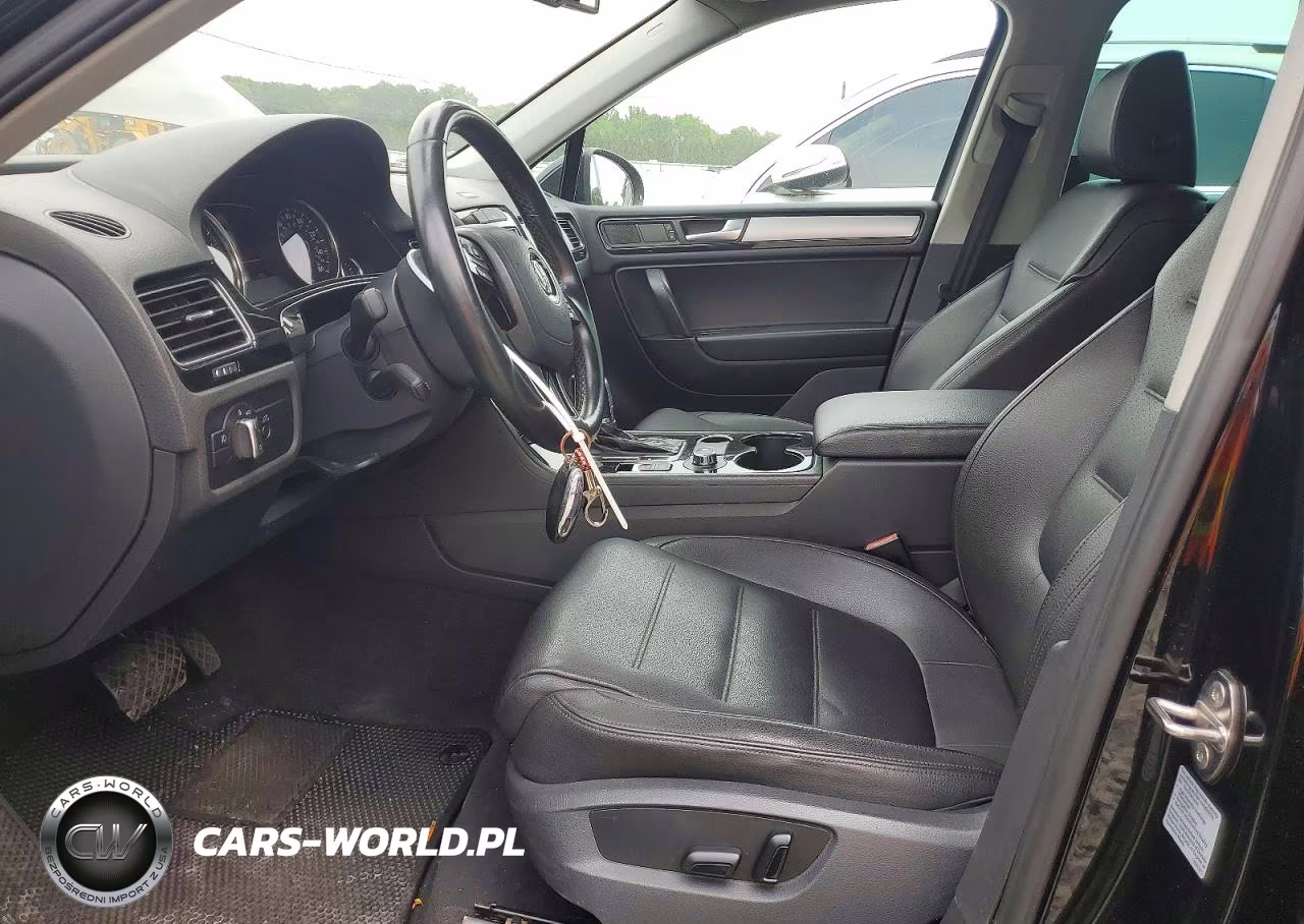 2011 Volkswagen Touareg V6 VIN:WVGFF9BP8BD001072 - 7