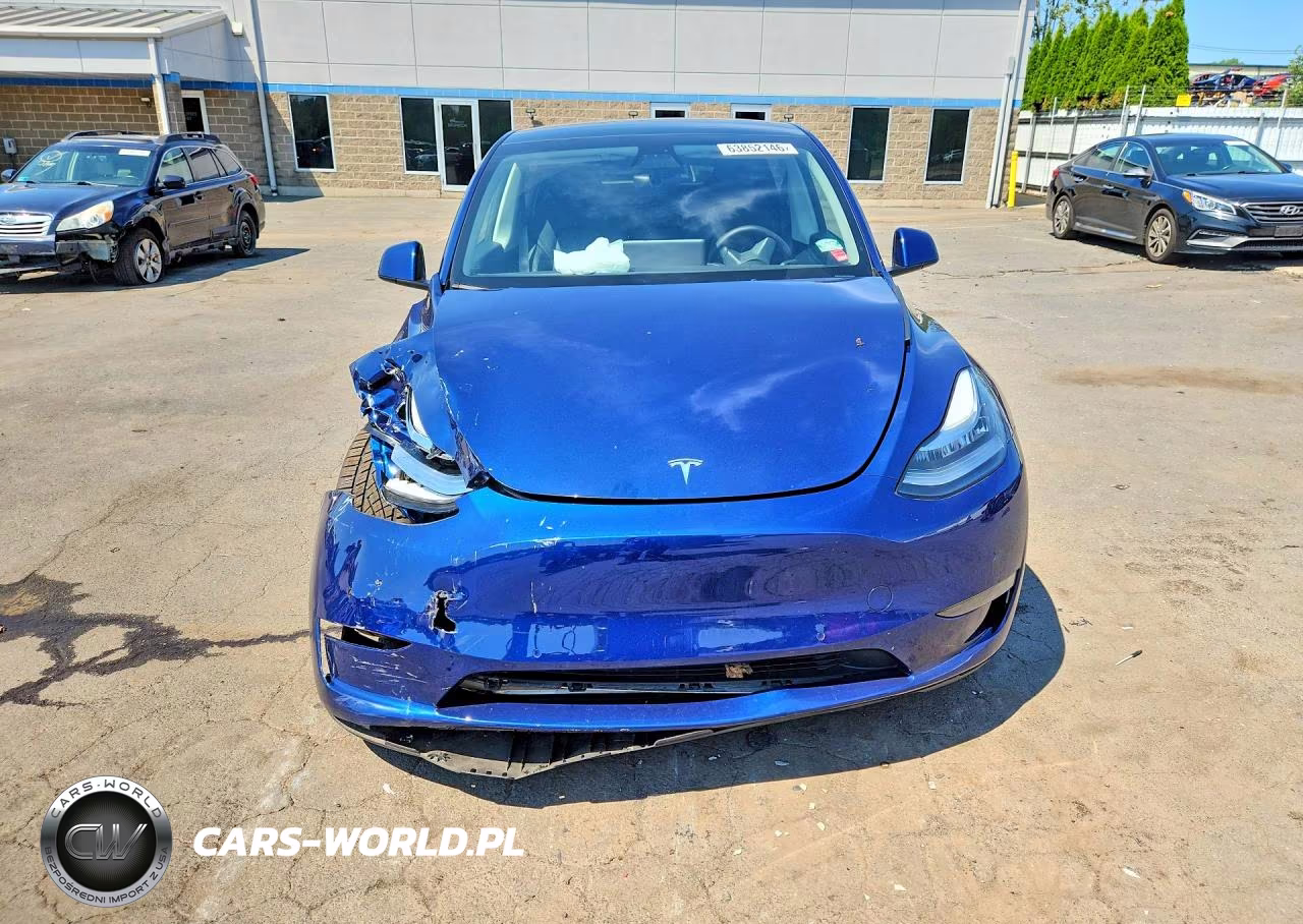 2022 Tesla Model Y VIN:7SAYGDEE0NF401814 - 5