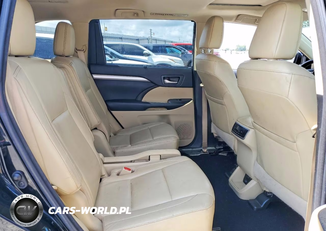 2018 Toyota Highlander Xle VIN:5TDJZRFH7JS531609 - 11
