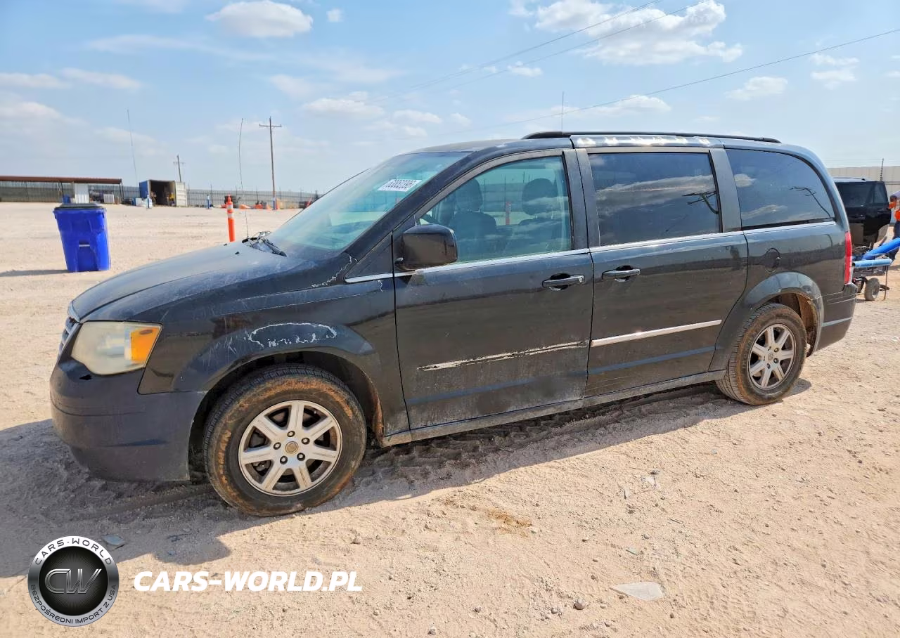 2010 Chrysler Town & Country Touring