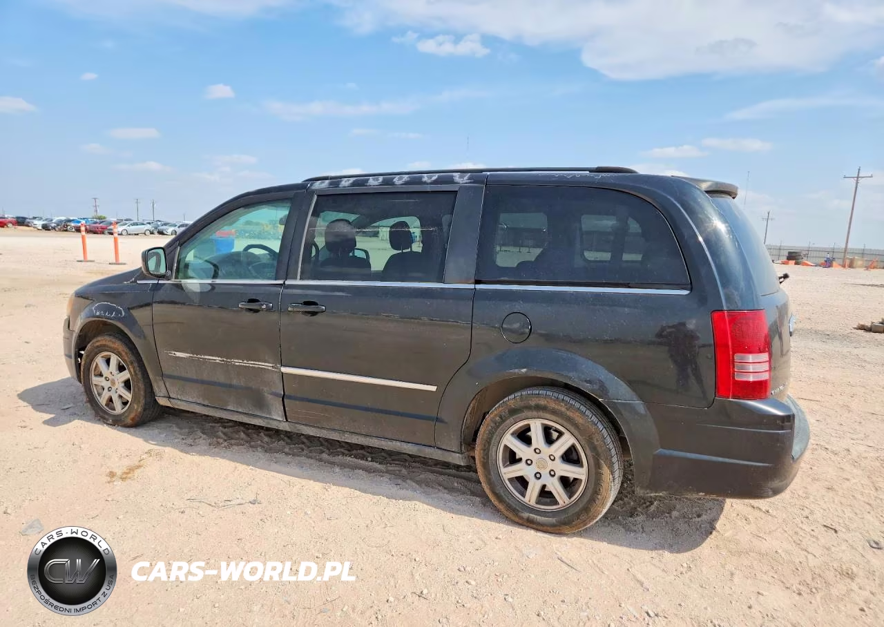 2010 Chrysler Town & Country Touring VIN:2A4RR5D19AR348071 - 2
