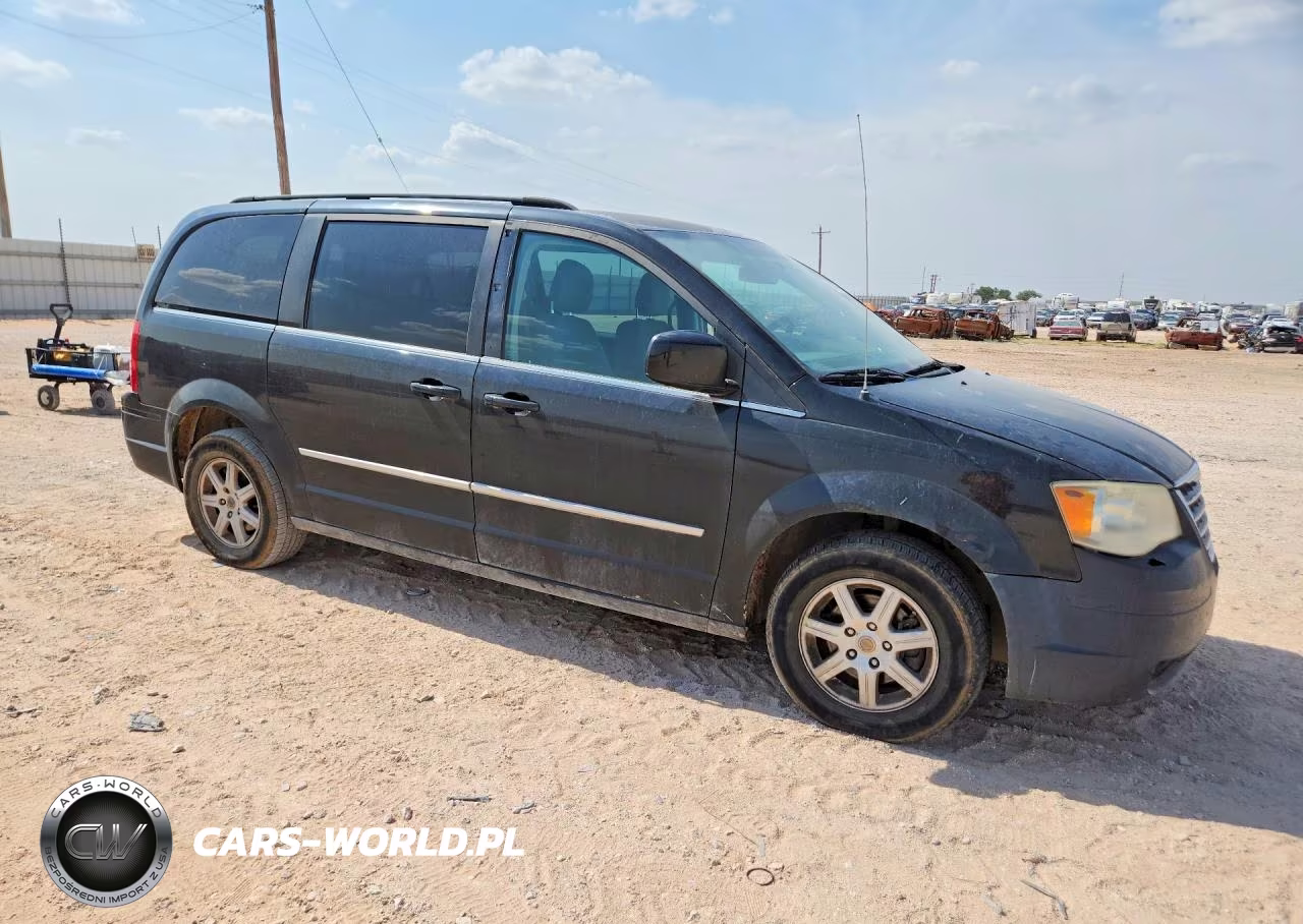 2010 Chrysler Town & Country Touring VIN:2A4RR5D19AR348071 - 4