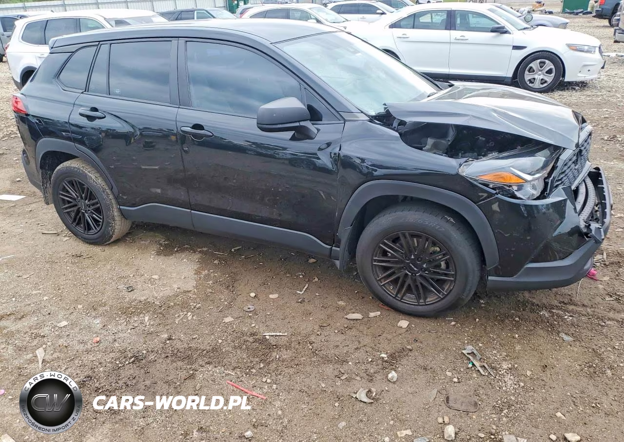 2022 Toyota Corolla Cross L VIN:7MUAAABG3NV014910 - 4