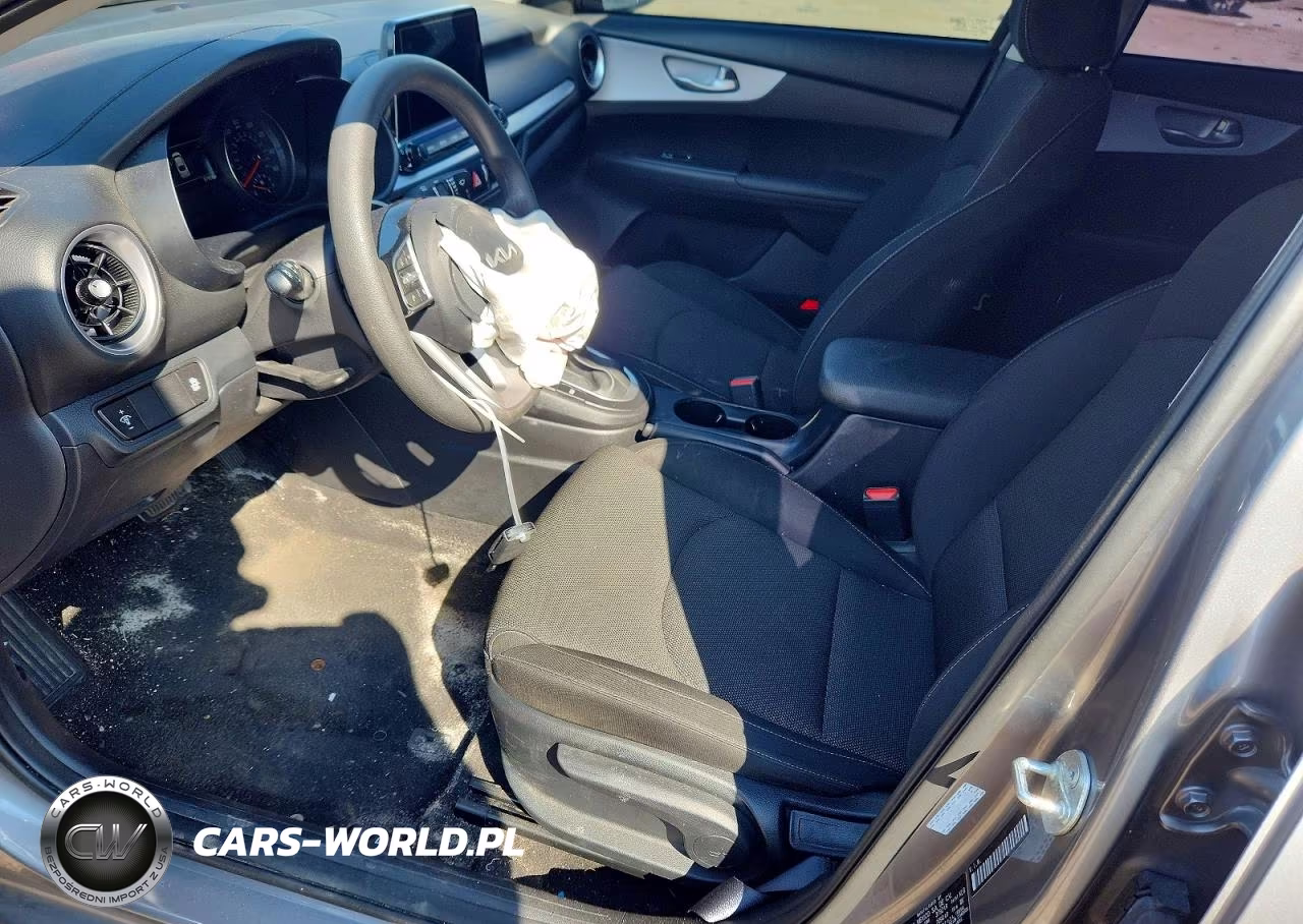 2024 Kia Forte Lxs VIN:3KPF24AD5RE831866 - 7