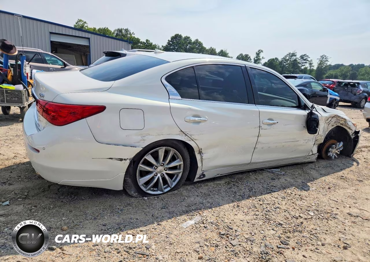 2015 Infiniti Q50 Premium VIN:JN1BV7AR3FM393688 - 3