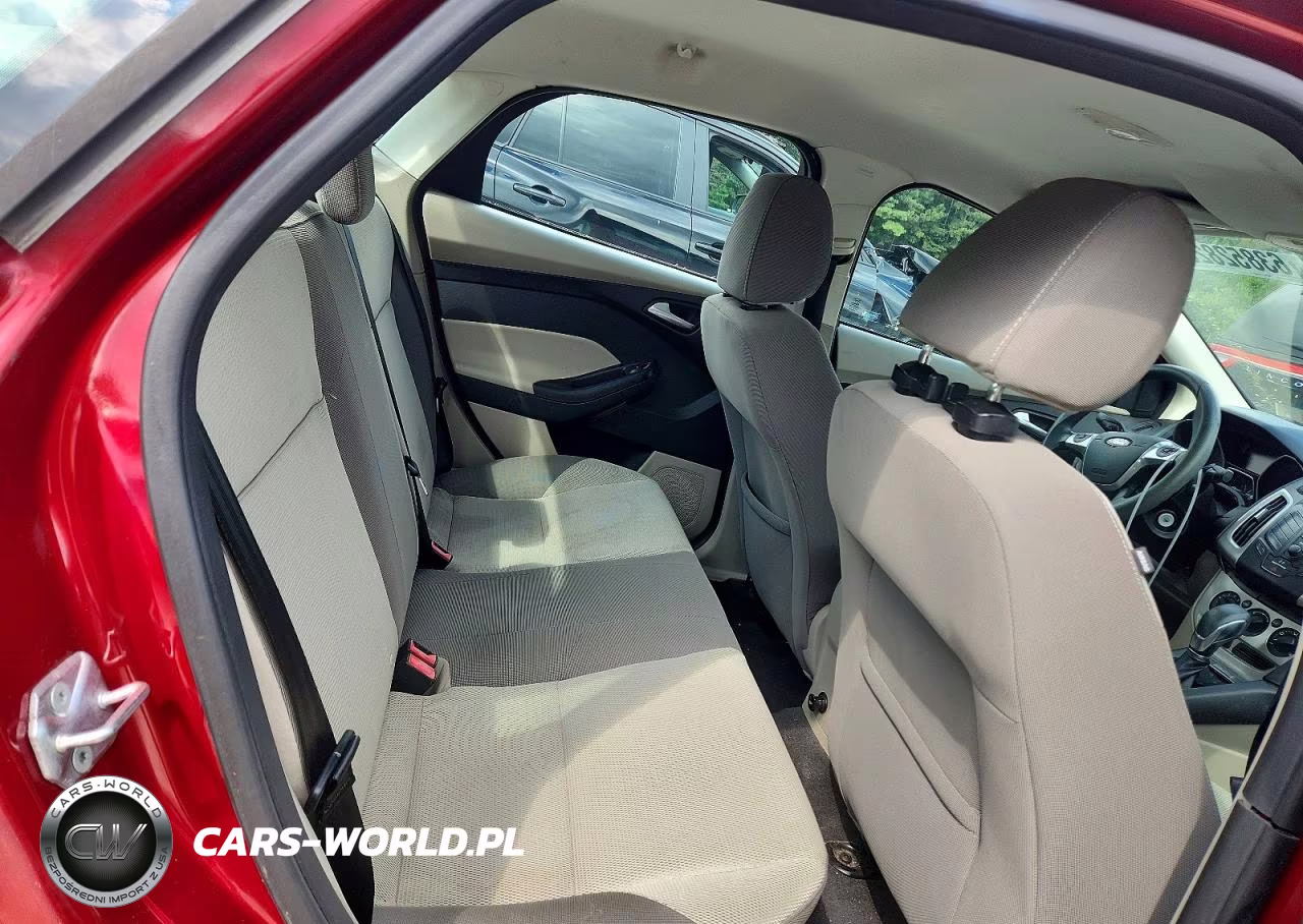 2014 Ford Focus Se VIN:1FADP3F23EL189245 - 10