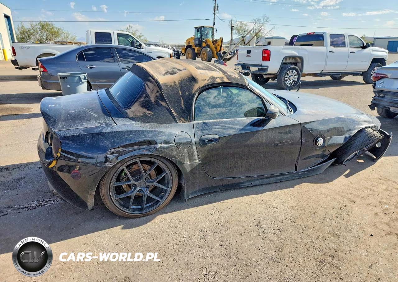 2003 BMW Z4 3.0 VIN:4USBT53493LU01295 - 3