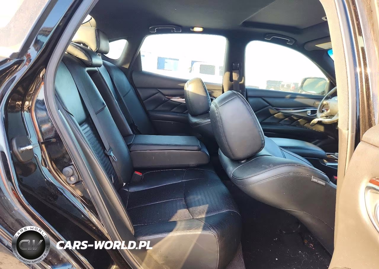 2015 Infiniti Q70 3.7 VIN:JN1BY1AR7FM560266 - 10