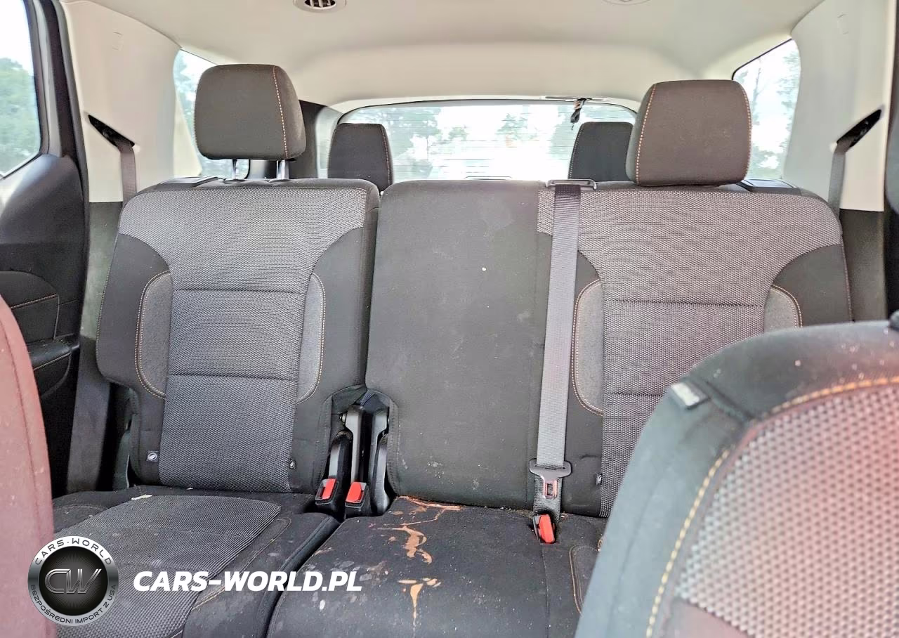 2020 Chevrolet Traverse Ls VIN:1GNEVFKW5LJ103884 - 10