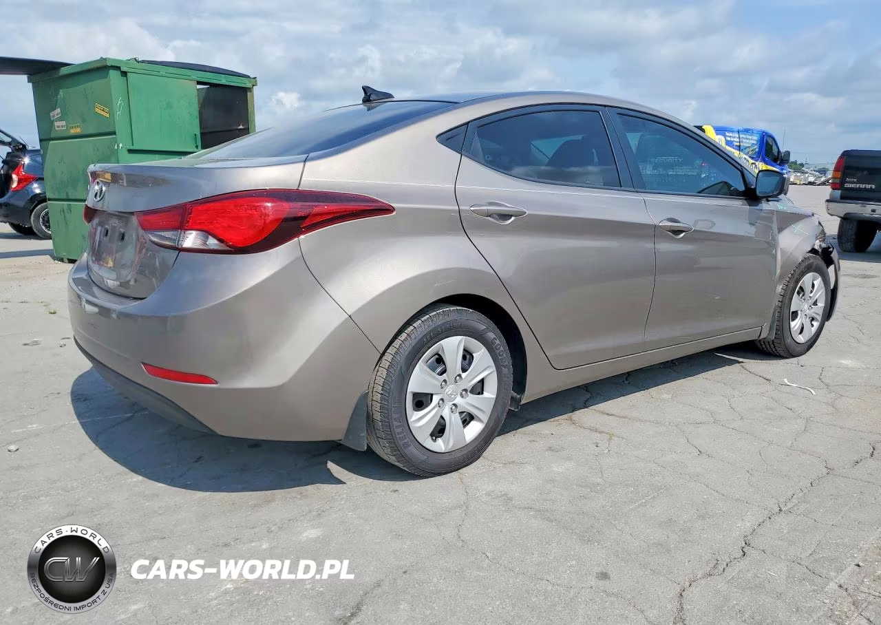 2016 Hyundai Elantra Se VIN:5NPDH4AE7GH721327 - 3