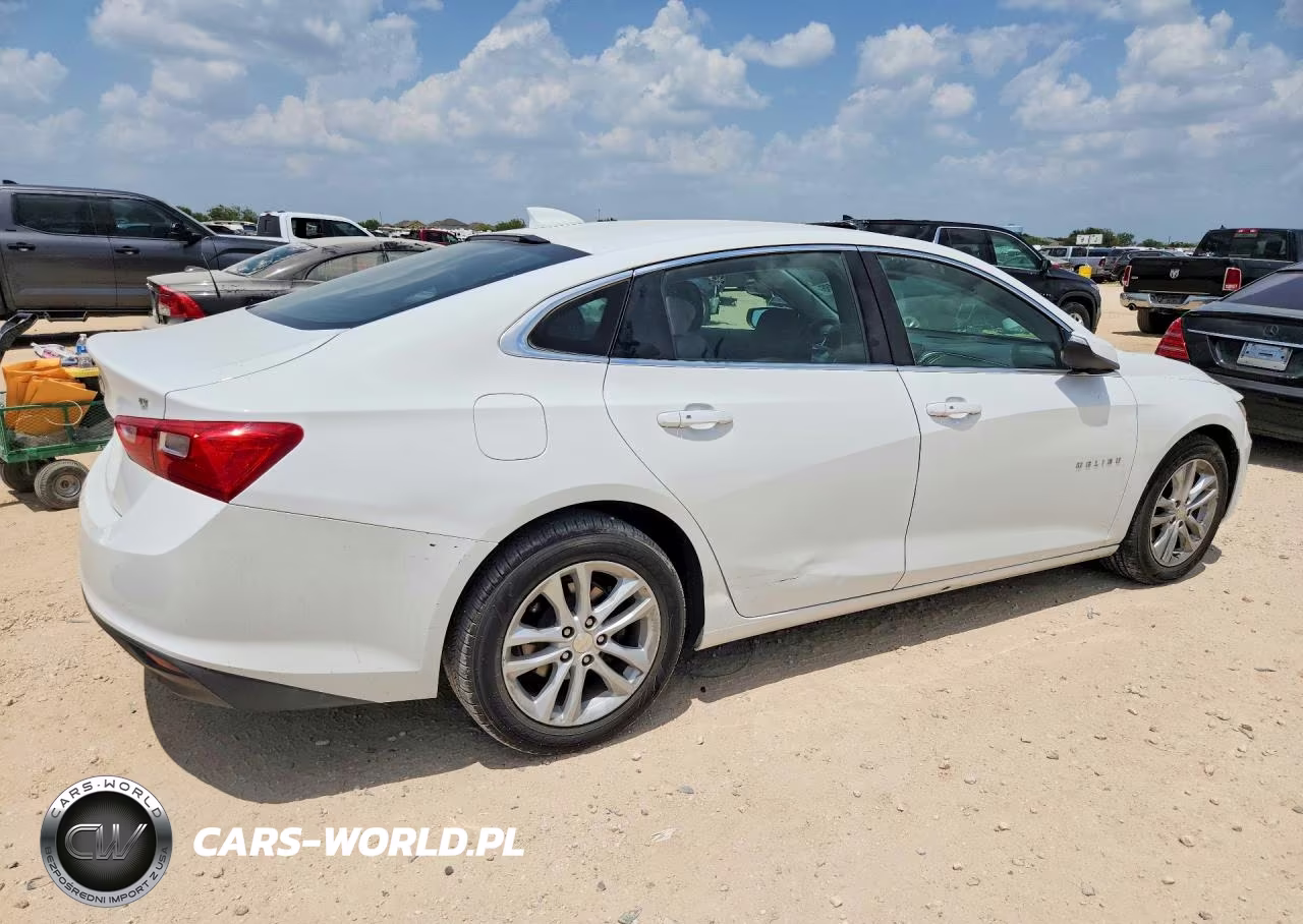 2017 Chevrolet Malibu Lt VIN:1G1ZE5STXHF147313 - 3
