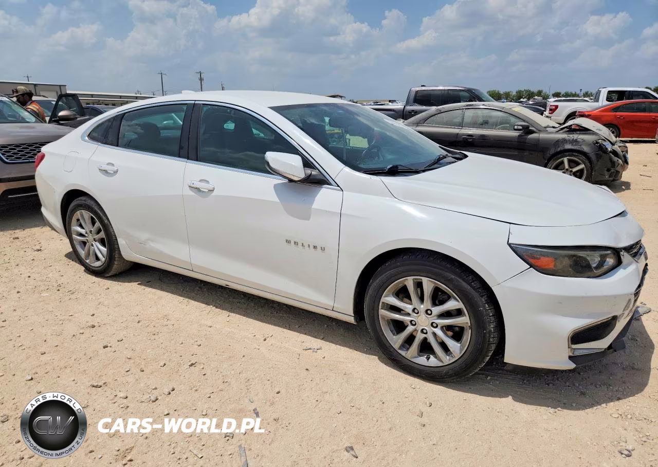 2017 Chevrolet Malibu Lt VIN:1G1ZE5STXHF147313 - 4