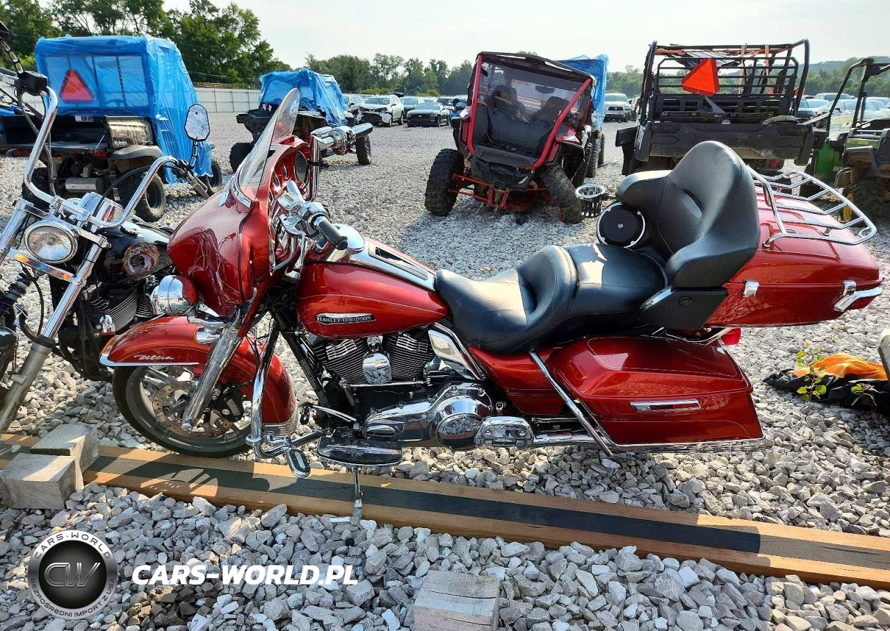 2014 Harley-Davidson Flhtcu VIN:1HD1FCM15EB637998 - 3