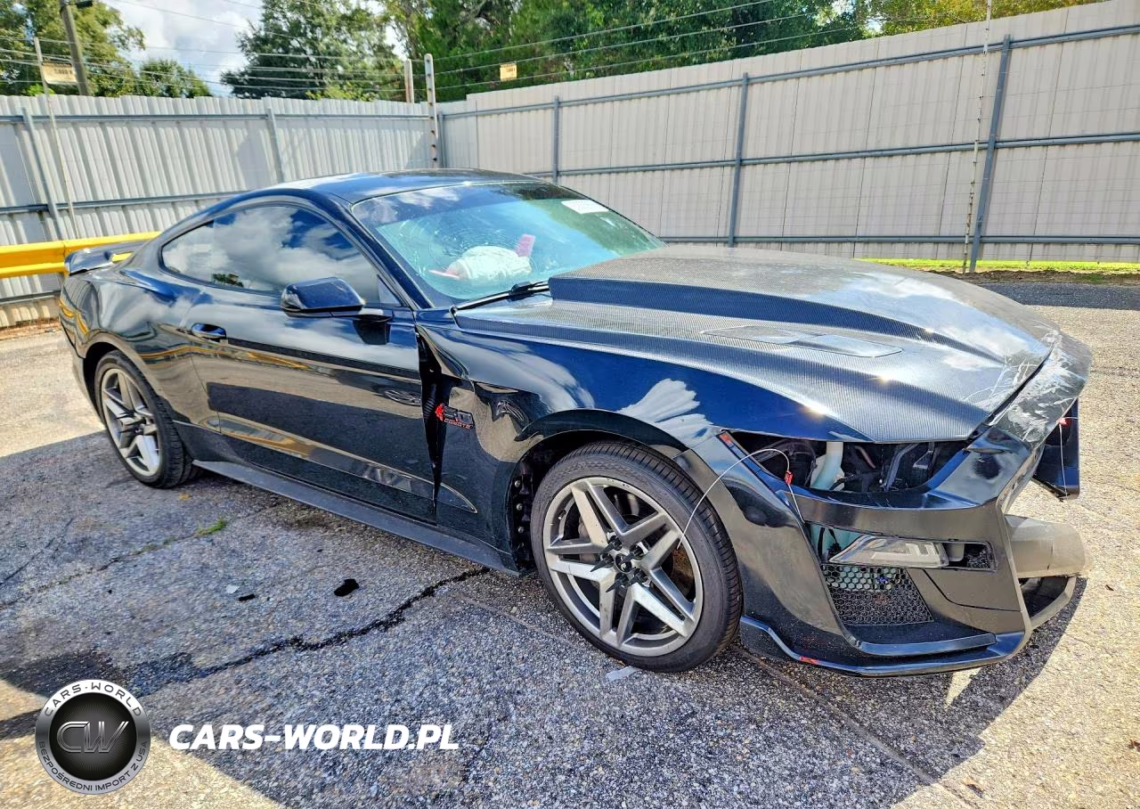 2017 Ford Mustang Gt VIN:1FA6P8CF8H5290013 - 4