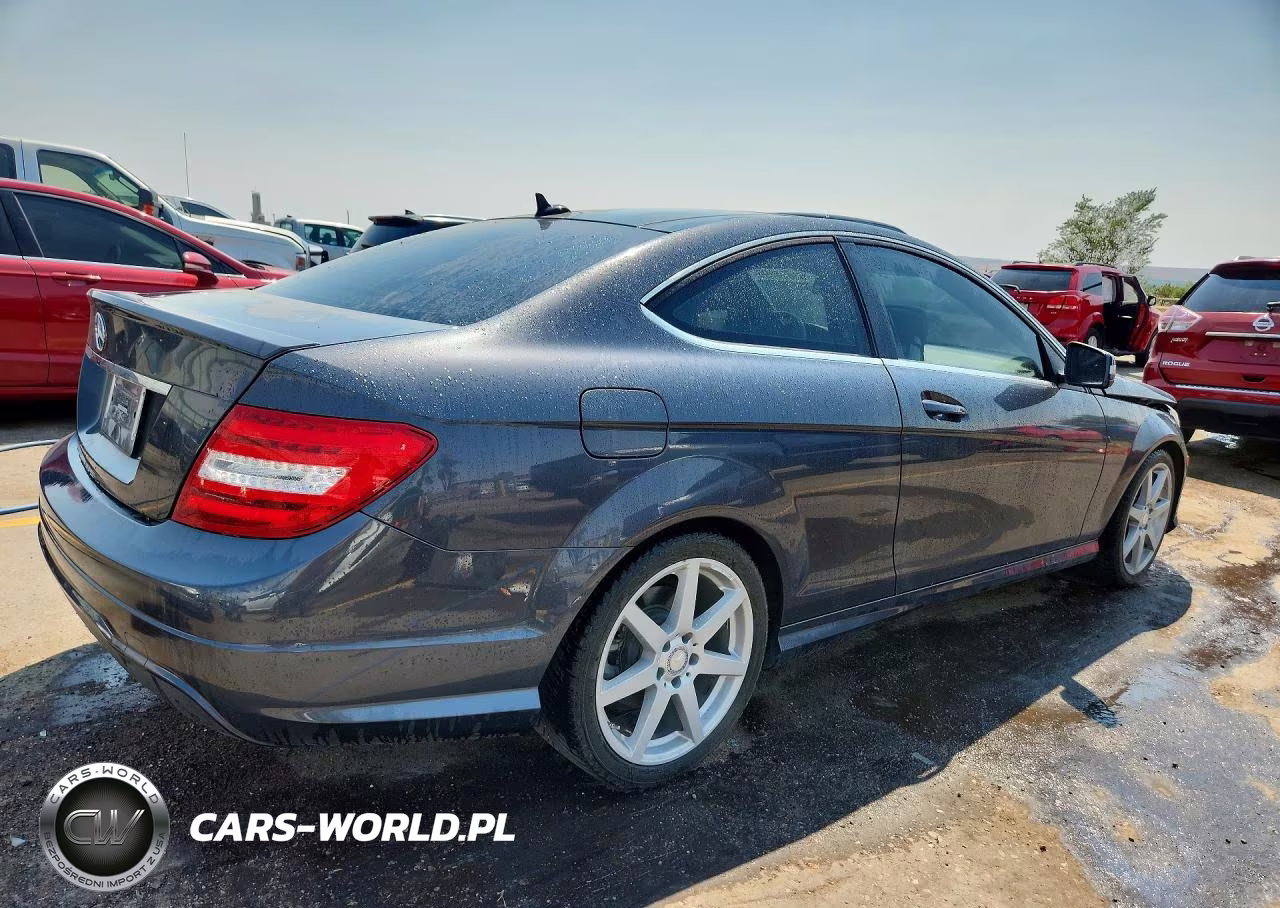 2013 Mercedes-Benz C 250 VIN:WDDGJ4HB8DG068722 - 3
