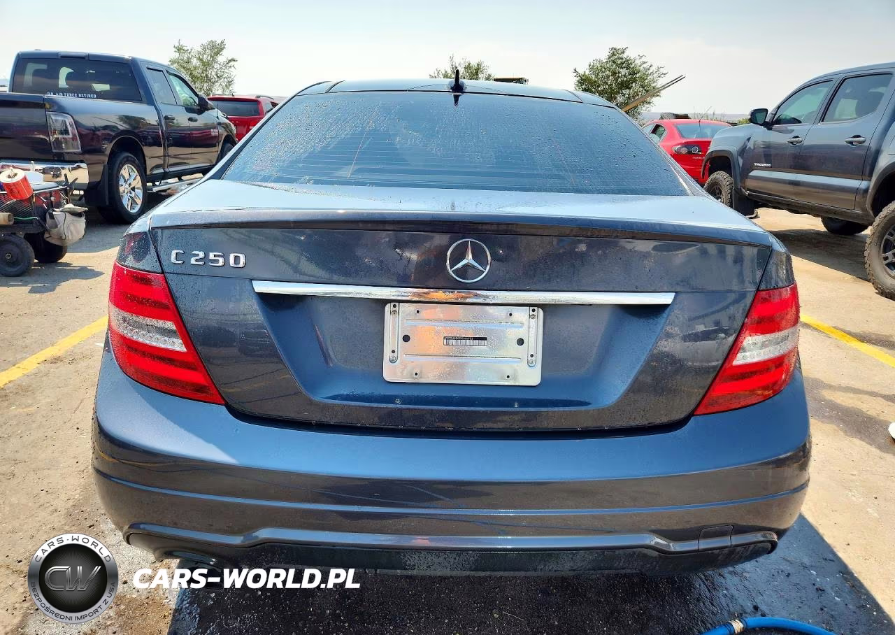 2013 Mercedes-Benz C 250 VIN:WDDGJ4HB8DG068722 - 6