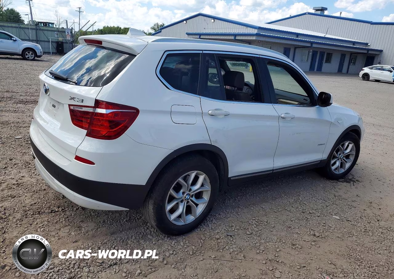 2013 BMW X3 xDrive28I VIN:5UXWX9C51D0D00896 - 3