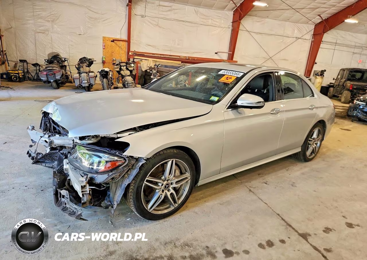 2019 Mercedes-Benz E 300 4Matic – zdjęcie 1 z 12