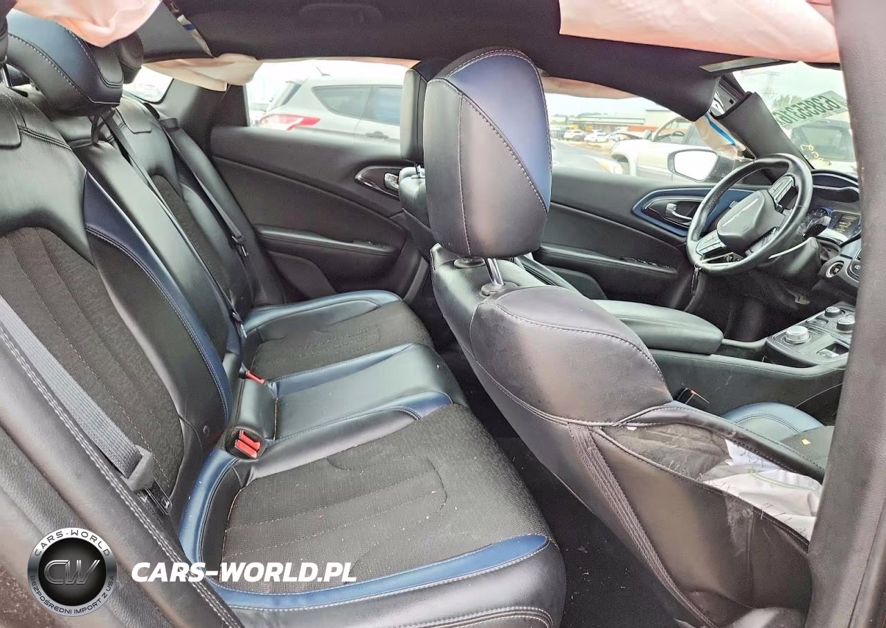 2015 Chrysler 200 S VIN:1C3CCCBG4FN582037 - 10
