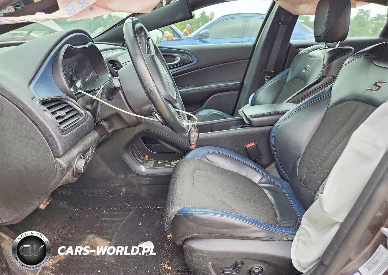 2015 Chrysler 200 S VIN:1C3CCCBG4FN582037 - 7