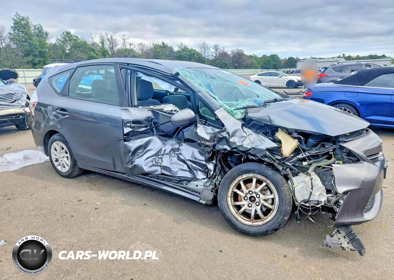2012 Toyota Prius V Three VIN:JTDZN3EU3C3017898 - 4