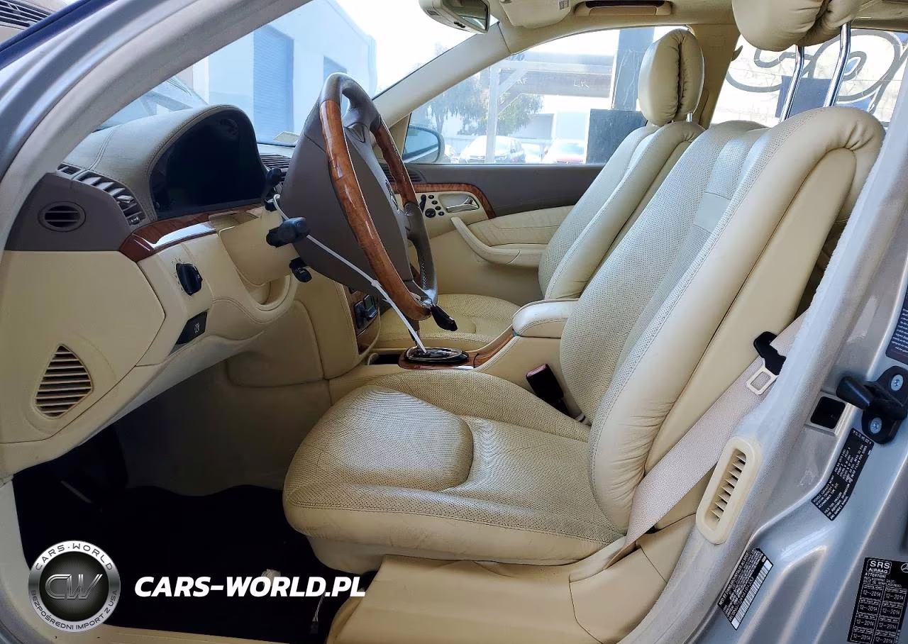 2000 Mercedes-Benz S 500 VIN:WDBNG75J4YA101333 - 7