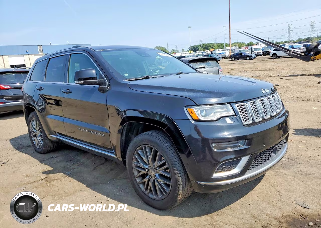 2017 Jeep Grand Cherokee Summit VIN:1C4RJFJTXHC811105 - 4